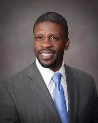 Oswego East principal announces resignation