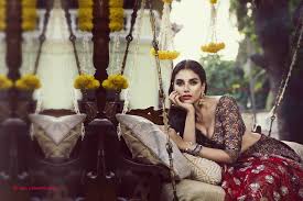 It consists of a draping fabric that measures 4.5 meters to 8 meters in length and two to four feet in. Wallpaper Actress Aditi Rao Hydari Beautiful Bollywood Cleavage Hot Indian Saree Sexy Women 1920x1280 Boldnbeautifulbabes 1630485 Hd Wallpapers Wallhere