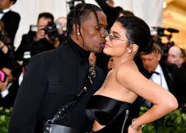Последние твиты от travis scott (@trvisxx). Travis Scott Denies Cheating On Kylie Jenner With Another Woman