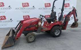Massey Ferguson GC1710 Tractor