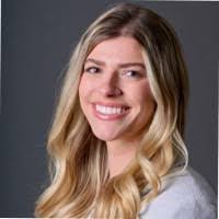 Beth Barclay's Instagram, Twitter & Facebook