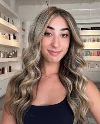 Millie 🍒 Bayside Hair Stylist (@milliefrankstudio) · Melbourne, VIC