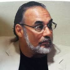 Does anyone know by this root canal failed? How would you treat this?