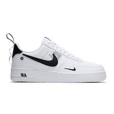 Early deals for father's day. Nike Air Force One Utility Blancas