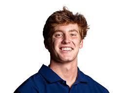 Gavin Morris's Instagram, Twitter & Facebook