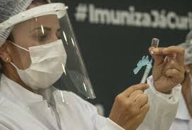 As more people are vaccinated, the collective protection will become more effective. Imunizacao Contra A Covid Quem Se Vacina Em Curitiba A Partir Desta Segunda Bem Parana