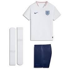 Engeland kind thuis tenue ek 2020. Engeland Thuistenue Kind 2018 2019 Kopen Shirt Short Kousen