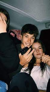 When autocomplete results are available use up and down arrows to review and enter to select. P I N T E R E S T Kaylinblocher Boy And Girl Best Friends Boy Best Friend Pictures Cute Couples Goals