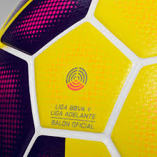 Here is your first glimpse of the new nike football that will be used in the 2014/15 premier league season. New Nike Ordem Hi Vis 14 15 Premier League La Liga And Serie A Winter Ball Footy News
