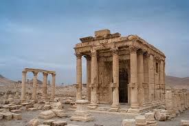 Palmyra is een oase in de syrische woestijn ten noordoosten van damascus. The Lost City Of Palmyra Review Of Site Of Palmyra Palmyra Syria Tripadvisor