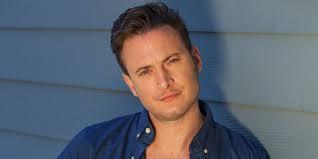 Hollyoaks Spoilers: Courtney makes a deal with Glenn