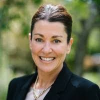 Maryanne Dwyer's Instagram, Twitter & Facebook