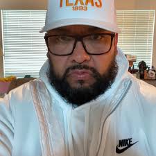 Closer look at the staff bag being used by #TeamCallaway this year #AiSmoke  🔥