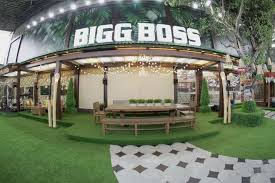 Do you have questions or comments on how to make your bedroom feel more like a luxury hotel room? Bigg Boss Ott Celestial Themed Bedroom Grand Hall To Colourful Living Area Inside Tour Of The House Tv News India Tv