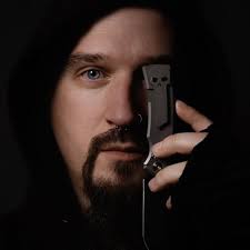 Brandon Yuen (@every.day.minimalist) • Instagram photos and videos