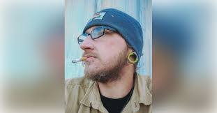 Candice Ruth's Instagram, Twitter & Facebook