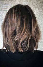 Warme, dunkelblonde glanzlichter eignen sich hervorragend, um braunes haar aufzuhellen, ohne zu viel. Dunkelbraunem Frisuren Fur Haar Haarfarbe Highlights Kurzes Mit Toda 60 Frisuren Mit Dunke Braune Haare Mit Highlights Braun Blonde Haare Braune Haare