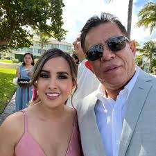 Nelida Santos's Instagram, Twitter & Facebook