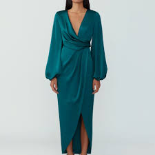 Dillard's is the destination for long sleeve women's wedding guest dresses. 34 Best Long Sleeve Wedding Guest Dresses Of 2021