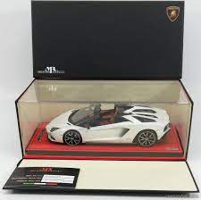 Mr Models Lambo031b Scale 1 18 Lamborghini Aventador S Roadster 2016 Con Vetrina With Showcase Baloon White White Met Miniatur