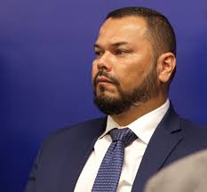 Nuevo jerarca del ICE afirma que revisará el cuestionado proceso de  reorganización • Semanario Universidad