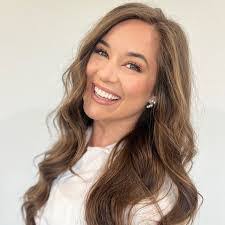 Patsy Peacock's Instagram, Twitter & Facebook