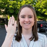 Danielle Stubbs's Instagram, Twitter & Facebook