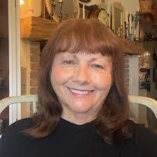 Roxanne Webb's Instagram, Twitter & Facebook