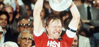 Hsv je otpustio svog dosadašnjeg trenera daniela thiounea nakon serije od pet utakmica bez hrubesch je od 2000. 70 Jahre Kopfballungeheuer Alles Gute Horst Hrubesch Hsv De