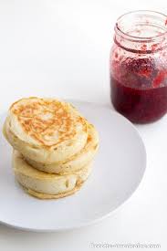 Recette Des Crumpets Pancakes Anglais Recette Americaine Recette Recette Crumpets Recette Recette Patisserie Facile