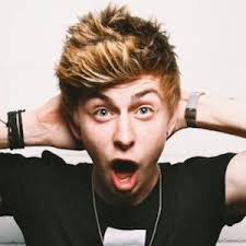 Jamie Cottrell's Instagram, Twitter & Facebook