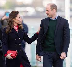 Will warr prince william, kate middleton and prince louis. How Kate Middleton And Prince William Balance Homeschooling With Coronavirus Relief Efforts Vanity Fair