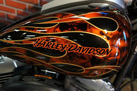 Black And Gold Motorcycle Paint Jobs Harleydavidsontank Harleydavidson Motorcycle Paint Jobs Custom Motorcycle Paint Jobs Custom Paint Motorcycle