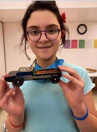 What is the purpose of this Sister Wives page?