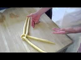 Apprendre A Tresser A 4 Branches Tresse Au Beurre Tresse Comment Tresser
