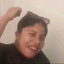 SoyCristianRey Ya cambia de chistes por favor cada año el mismo