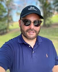 Lola Kendall's Instagram, Twitter & Facebook