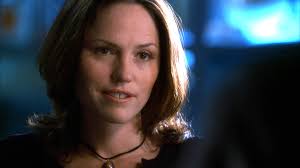 Hello, Gilbert.' 😃 #CSI #JorjaFox SIDLE L ن