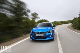 Peugeot 208 © alex krassovsky. Peugeot 208 Essai Nouvelle 208 La Grosse Erreur De Peugeot