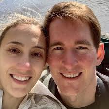 Erik Andrews (@andrews_erik)