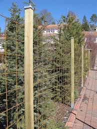 Gartenidylle In Sponvika In 2020 Zaun Garten Garten Gartenspaliere