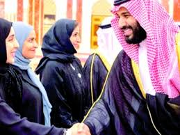حقيقة أم فقاعة إعلامية؟ يقال إنها وحدة عسكرية مدربة على مستوى عالٍ، وتعد أحد فرق الحرس الملكي السعودي. Ù‚ÙŠØ§Ø¯Ø§Øª Ù†Ø³Ø§Ø¦ÙŠØ© Ø§Ù„Ù…Ø±Ø£Ø© Ø§Ù„Ø³Ø¹ÙˆØ¯ÙŠØ© ØªØ¹ÙŠØ´ Ø¹ØµØ± Ø§Ù„ØªÙ…ÙƒÙŠÙ† Ø§Ù„Ù…Ø¯ÙŠÙ†Ø©