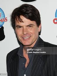 223 Opening Night Performance Of White Christmas Arrivals Stock Photos,  High-Res Pictures, and Images