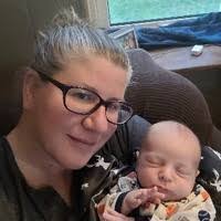 Kristina Peer's Instagram, Twitter & Facebook