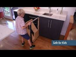 Only Taking Up A 1 1 2 Of Lower Cabinet Space The Hideaway Solutions Step 180 Cabinet St Kitchen Step Ladder Kitchen Step Stool Modern Kitchen Cabinet Design