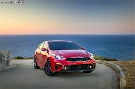 海外情報 全新第三代kia forte正式登場 高顏值帥度破表 mobile01 kia forte car model kia