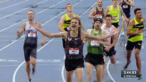After sitting out the summer intrasquad meets, olympic gold medalist matt centrowitz said he went into the track meet aiming to hone his racing skills, which. Craig Engels Edges Matthew Centrowitz In 1500m At Usatf Outdoor Champs Nbc Sports