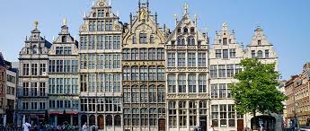 Fris opgeknapt appartement op 4de verdieping lift aanwezig moderne keuken met toestellen terras met zonneluifel 3 slaapkamers badkamer apart. Antwerpen Sehenswurdigkeiten Green Guide Fur Flanderns Faszinierende Metropole