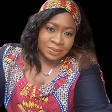 How many duckk are there in the picture below?