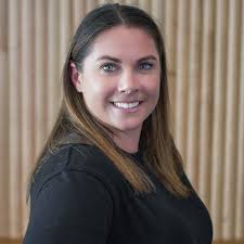 Carissa Eddy's Instagram, Twitter & Facebook